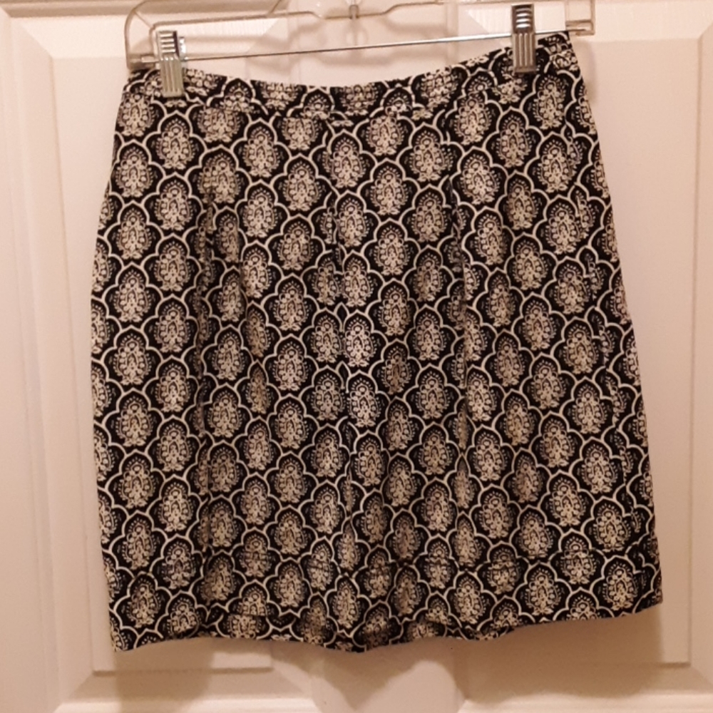 LOFT Women's Black and White Skirt- 0 Petite